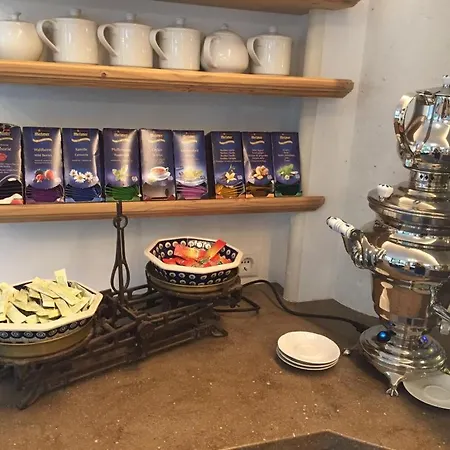 Bed & Breakfast Garni Trocker
