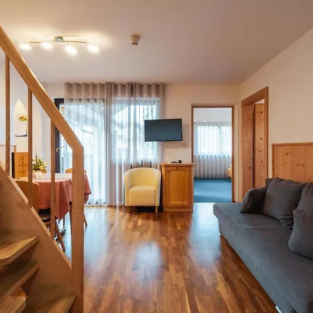 Garni Trocker Bed & Breakfast Castelrotto