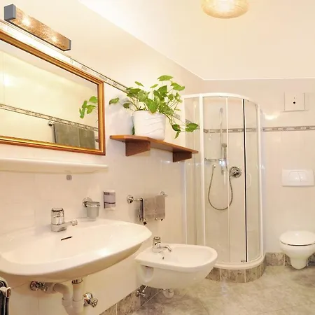 Bed & Breakfast Garni Trocker Castelrotto
